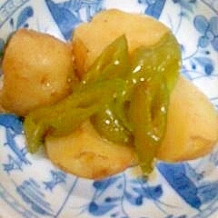じゃがいもと万願寺とうがらしの煮もの